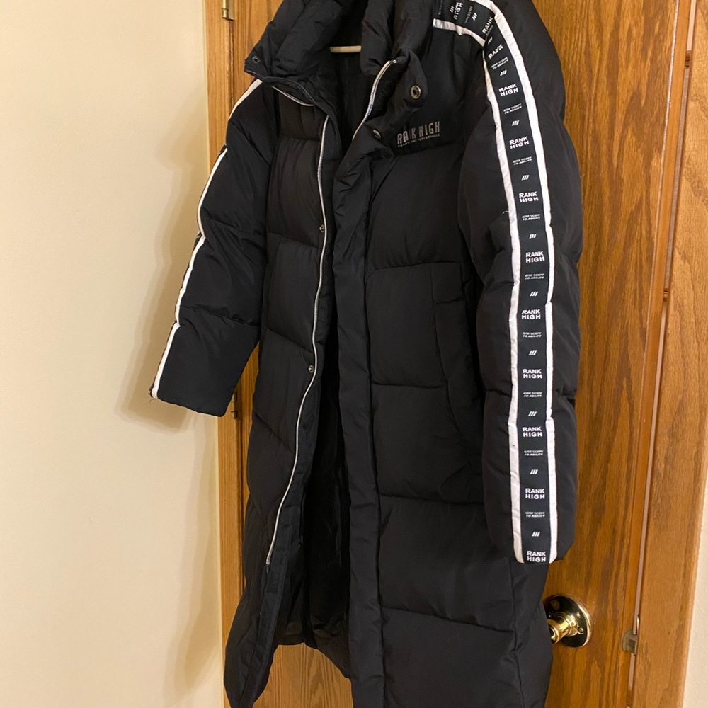 Core Performance Woman’s Coat